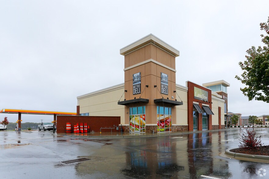 More Photos Of 401 Langtree Rd, Mooresville Convenience Store For Lease