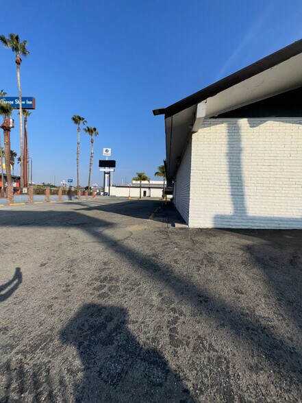 More Photos Of 1266 S E St, San Bernardino Service Station For Sale