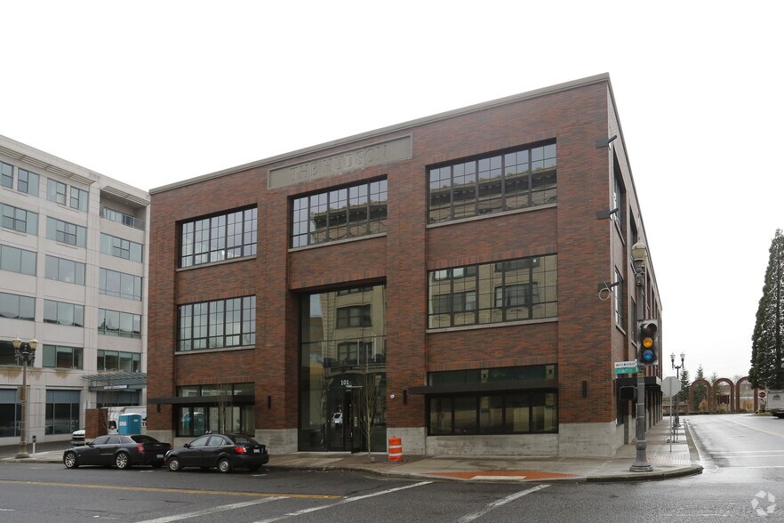 More Photos Of 101 E 6th St, Vancouver Office For Lease