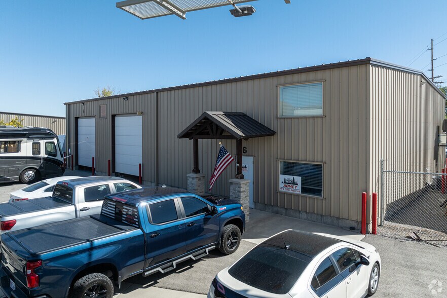 More Photos Of 810 W Utah Ave, Payson Warehouse For Sale