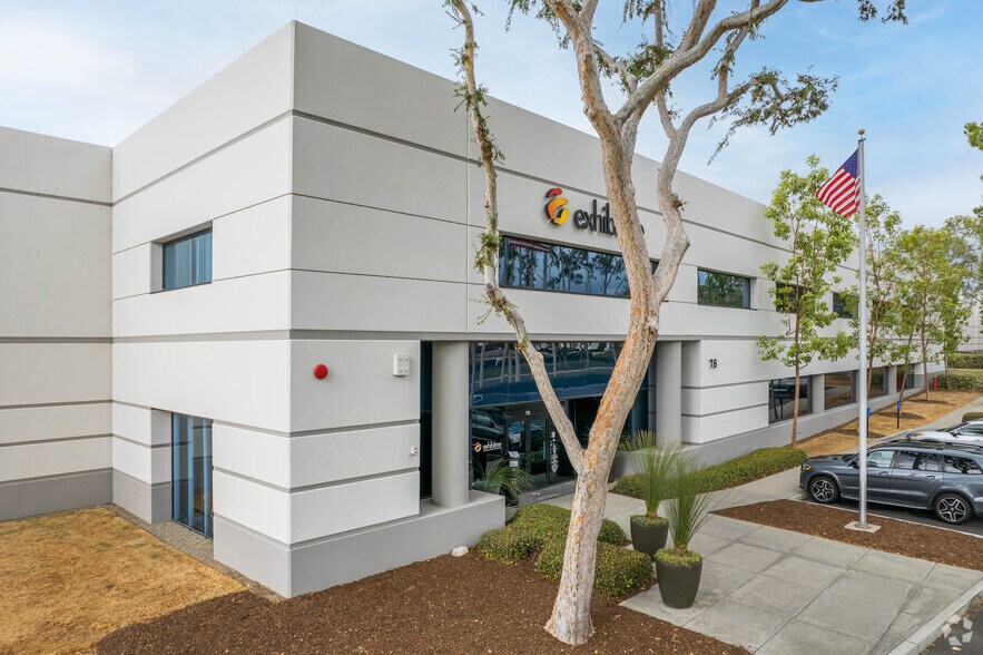 More Photos Of 72 Fairbanks, Irvine Manufacturing For Lease