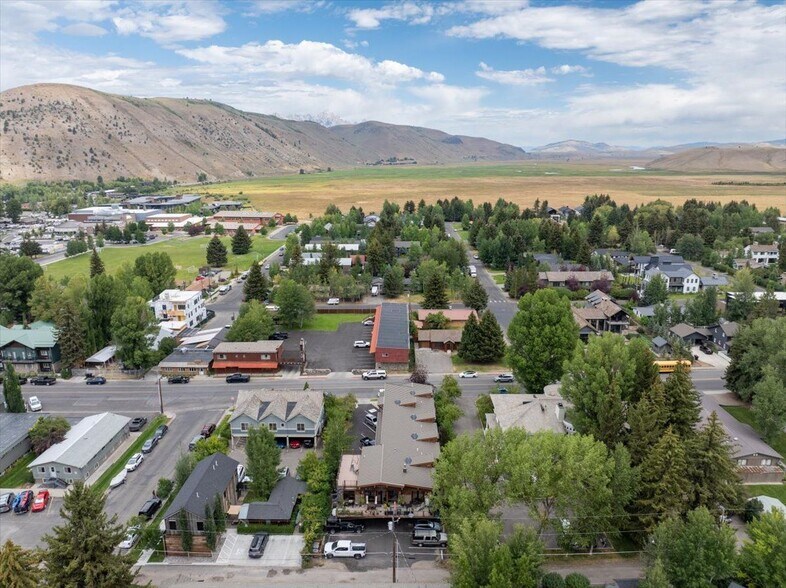 More Photos Of 320 E Broadway Ave, Jackson Office Residential For Sale