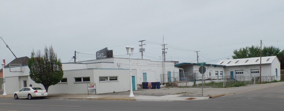 More Photos Of 311 Columbus Ave, Bay City Service For Sale