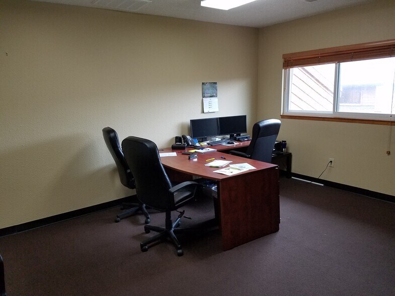 More Photos Of 6450 S Quebec St, Centennial Loft Creative Space For Lease