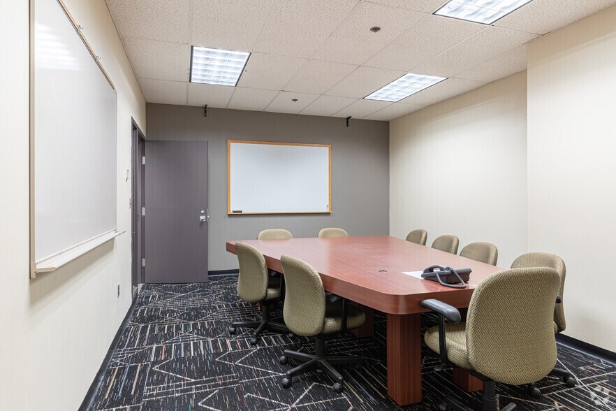 More Photos Of 480 Vantage Pt, Miamisburg Medical For Lease