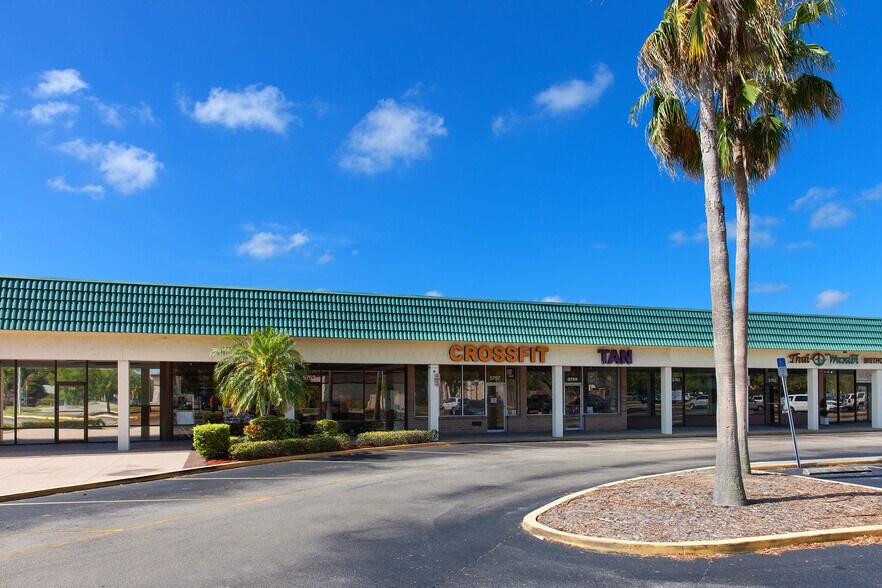 More Photos Of 5505-5805 Manatee Ave, Bradenton Unknown For Lease