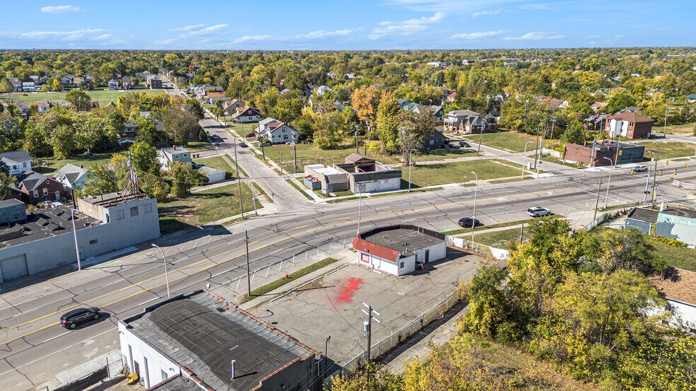More Photos Of 8300 Livernois Ave, Detroit Storefront Retail Office For Sale