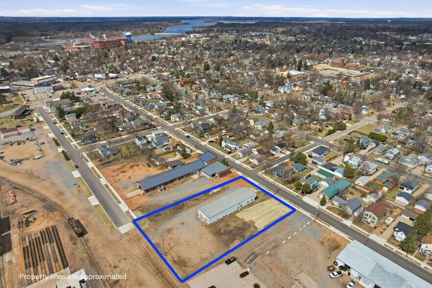 More Photos Of 2109 Madison St, Stevens Point Warehouse For Sale