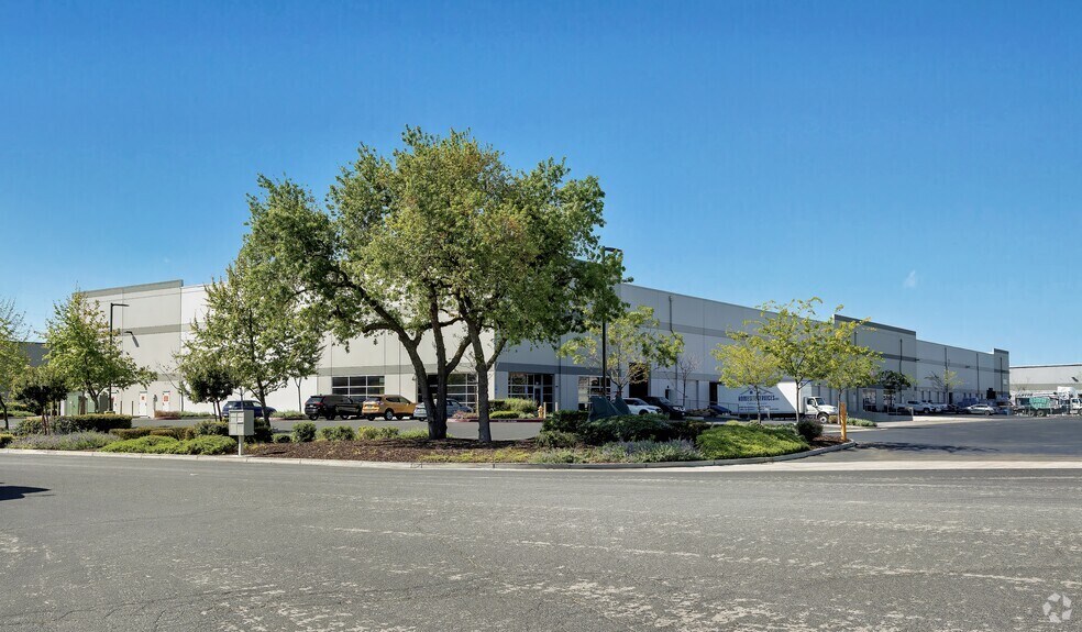 More Photos Of 3613 Zephyr Ct, Stockton Warehouse For Lease