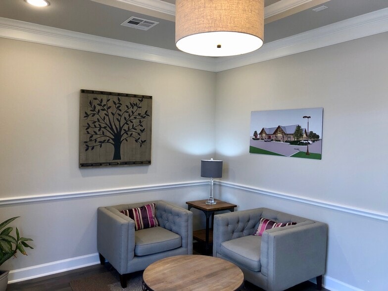 More Photos Of 32731 Egypt Ln, Magnolia Office For Lease