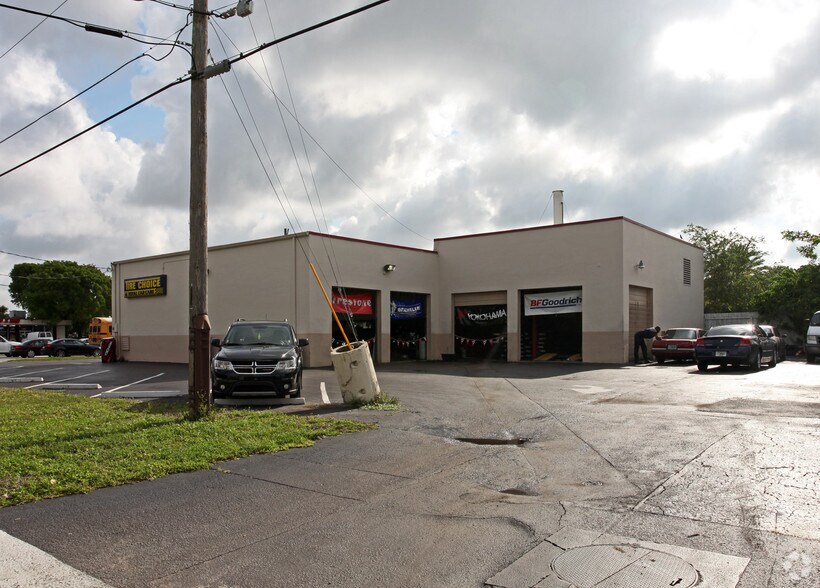 More Photos Of 5700 Royal Palm Blvd, Margate Auto Repair For Sale