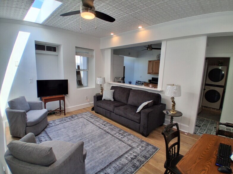 More Photos Of 117 Water St, Stonington Apartments For Sale