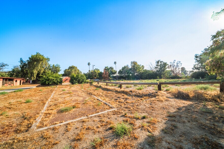 More Photos Of 1449 E Bennett Ave, Glendora Land For Sale