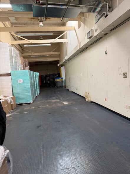 More Photos Of 41 Washington Ave, East Haven Industrial For Lease