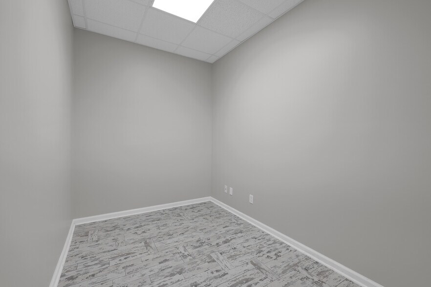 More Photos Of 701 Market St, Saint Augustine Loft Creative Space For Sale