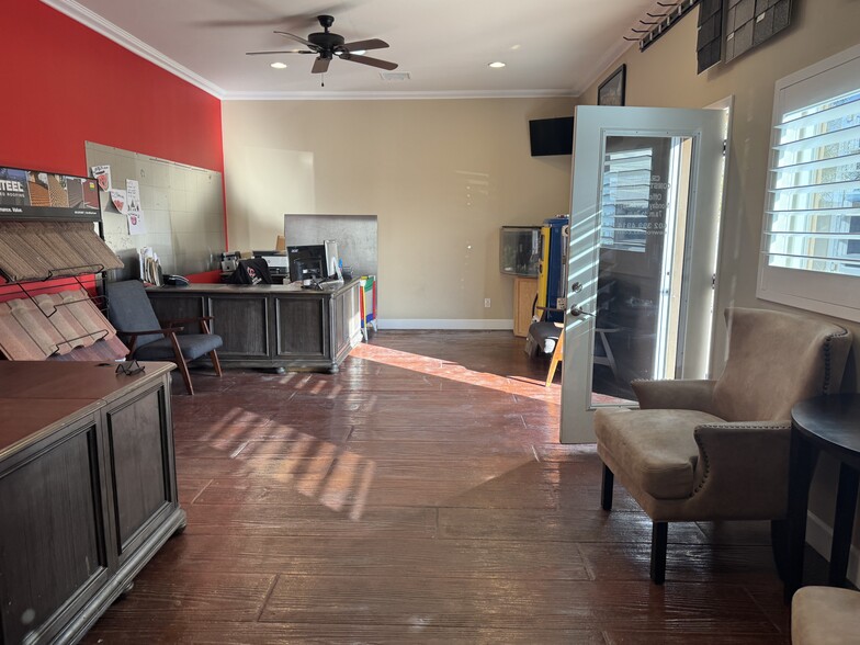 More Photos Of 710 N Ironwood Dr, Apache Junction Industrial For Sale