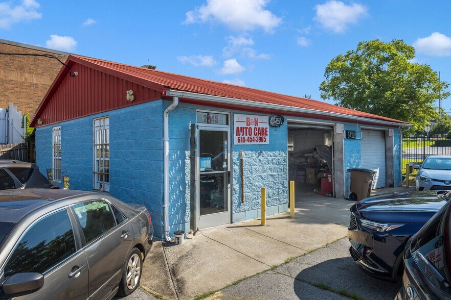 More Photos Of 2245 Murfreesboro Rd, Nashville Carwash For Sale