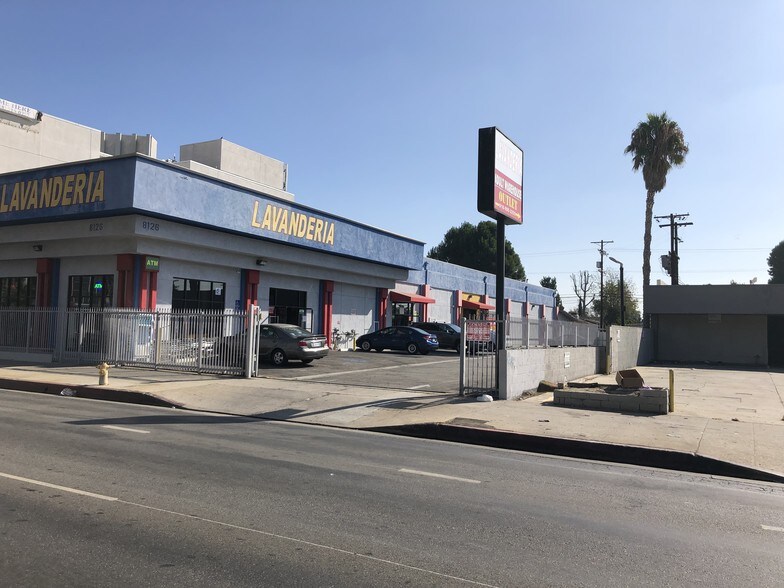 More Photos Of 8126 Van Nuys Blvd, Van Nuys Freestanding For Lease