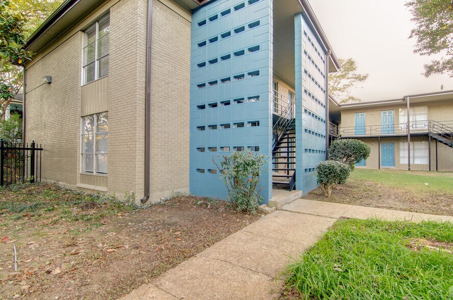 More Photos Of 21 Diana St, Memphis Apartments For Sale
