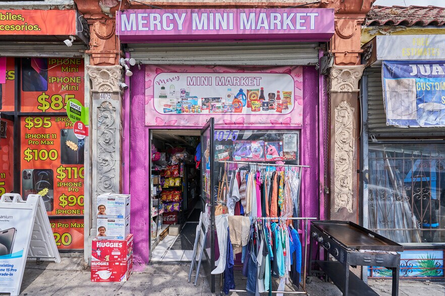 More Photos Of 4067-4075 1/2 Beverly Blvd, Los Angeles Storefront For Sale