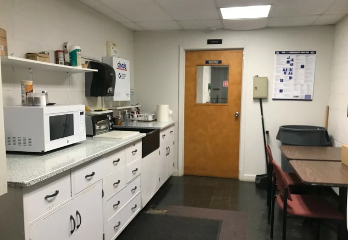 More Photos Of 5861 John C Lodge Fwy, Detroit Industrial For Sale