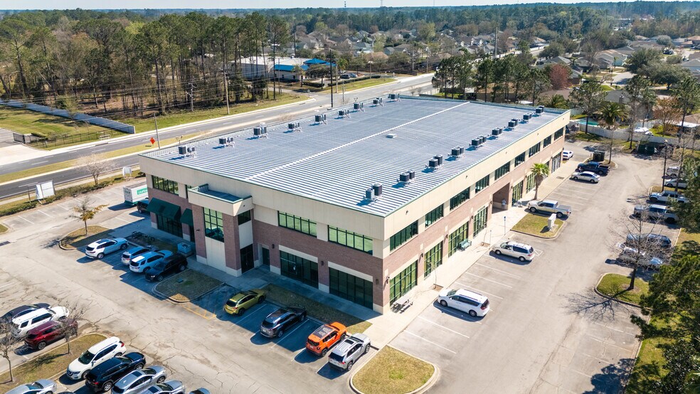 More Photos Of 430 College Dr, Middleburg Medical For Sale