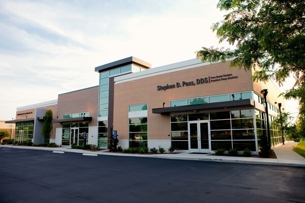 Primary Photo Of 1646 Westgate Cir, Brentwood Medical For Sale