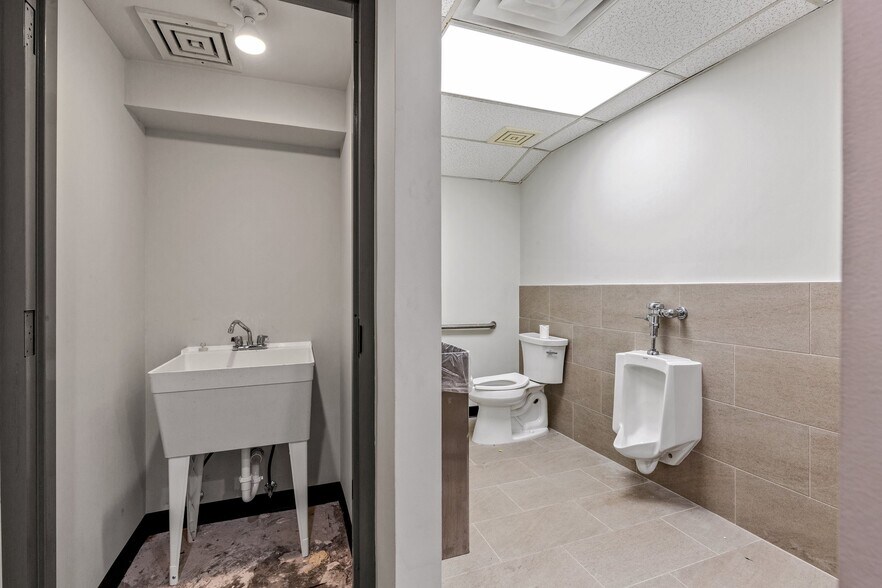 More Photos Of 1515 S Boulder Ave, Tulsa Office For Lease