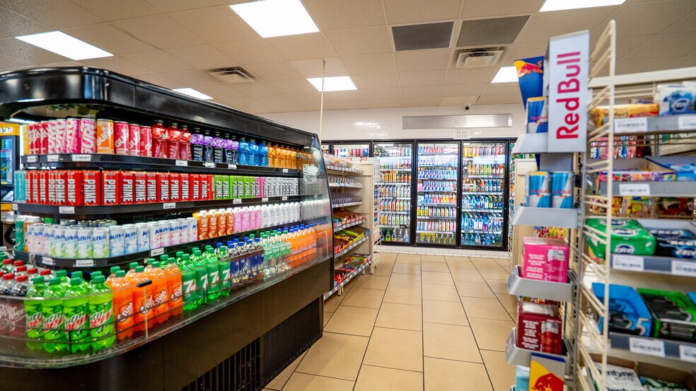 More Photos Of 10909 107 Av NW, Edmonton Service Station For Sale