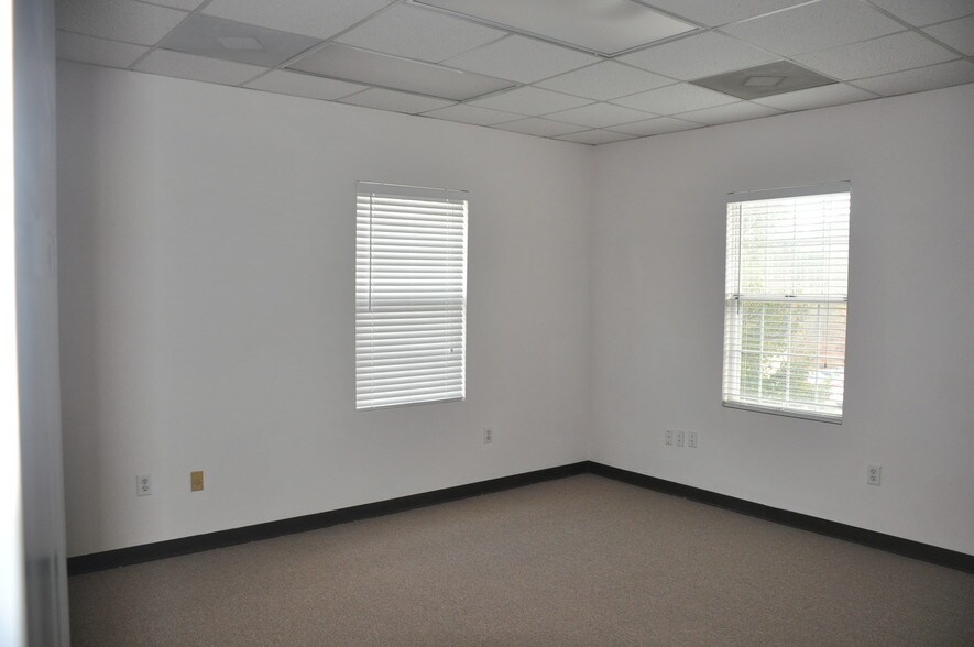 More Photos Of 4634 Lawrenceville Hwy NW, Lilburn Office For Lease