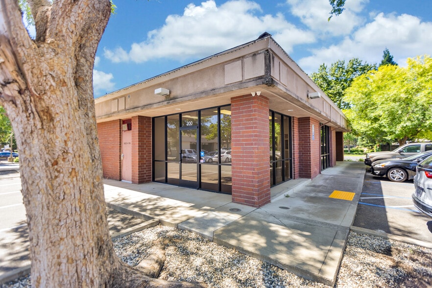 Primary Photo Of 9571 Laguna Springs Dr, Elk Grove Office For Lease