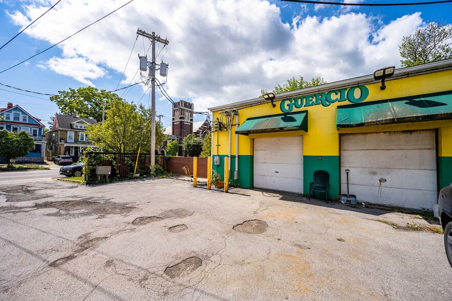 More Photos Of 250 Grant St, Buffalo Storefront For Sale