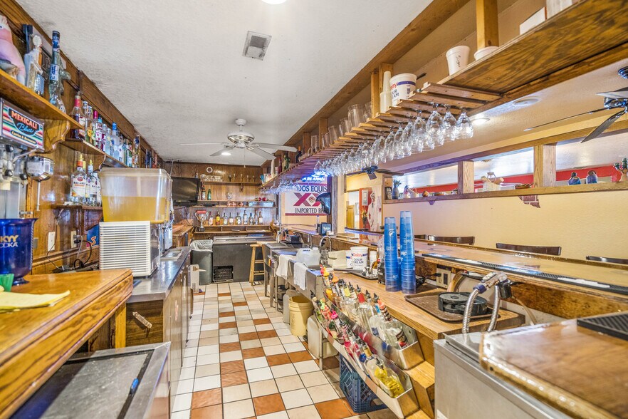 More Photos Of 6605 Hwy 54, Osage Beach Restaurant For Sale