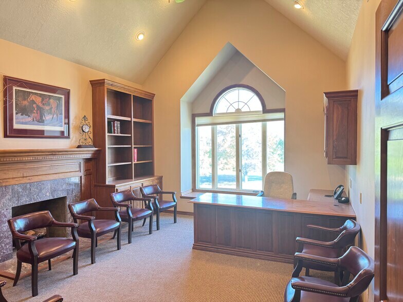 More Photos Of 97 Professional Way, Payson Office For Sale
