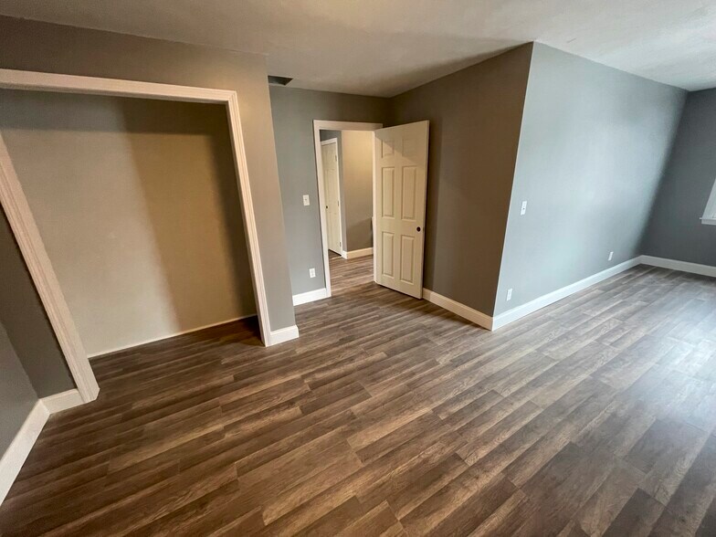 More Photos Of 325 Southbridge St, Auburn Storefront Retail Office For Sale