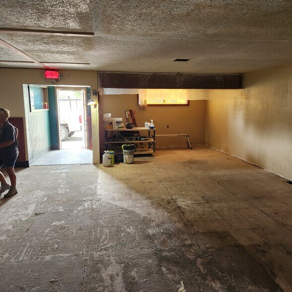 More Photos Of 3950 Parkman Rd, Warren General Retail For Sale