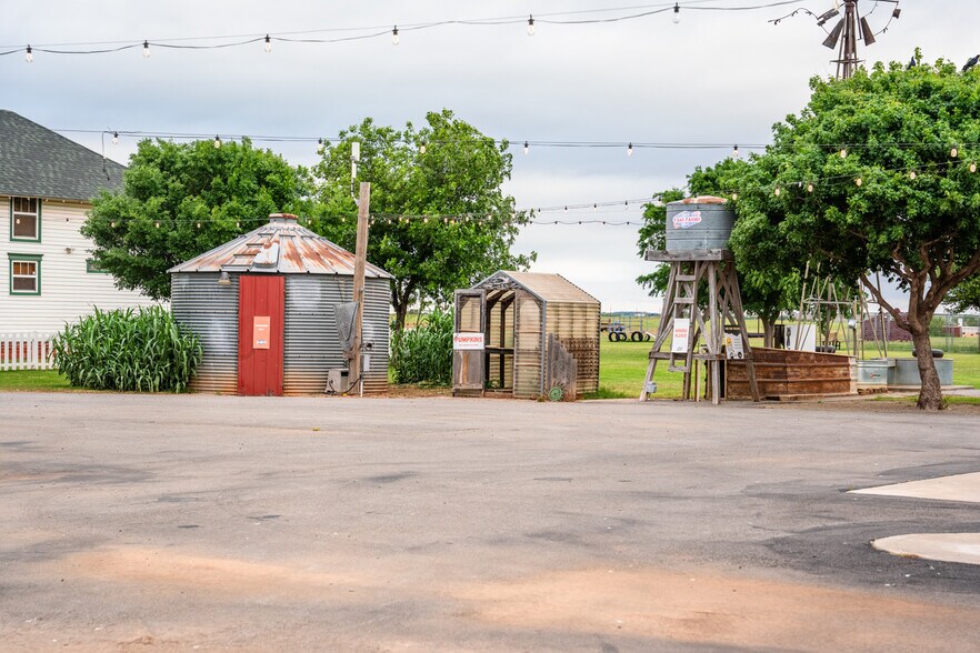 More Photos Of 1002 Old 66 Rd, Hydro Land For Sale