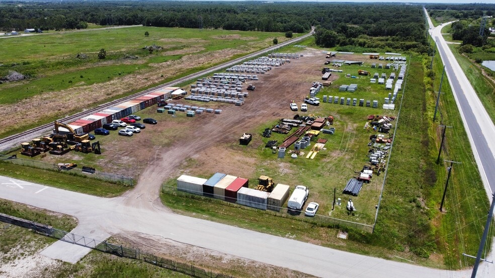 More Photos Of 2606 Cozart Rd., Mulberry Land For Lease