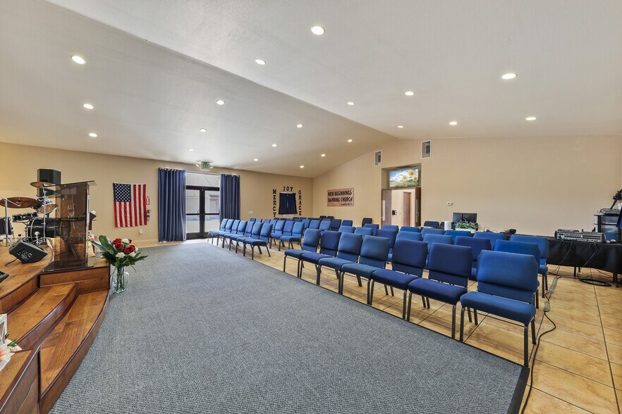 More Photos Of 1415 E Ramsey St, Banning Religious Facility For Lease