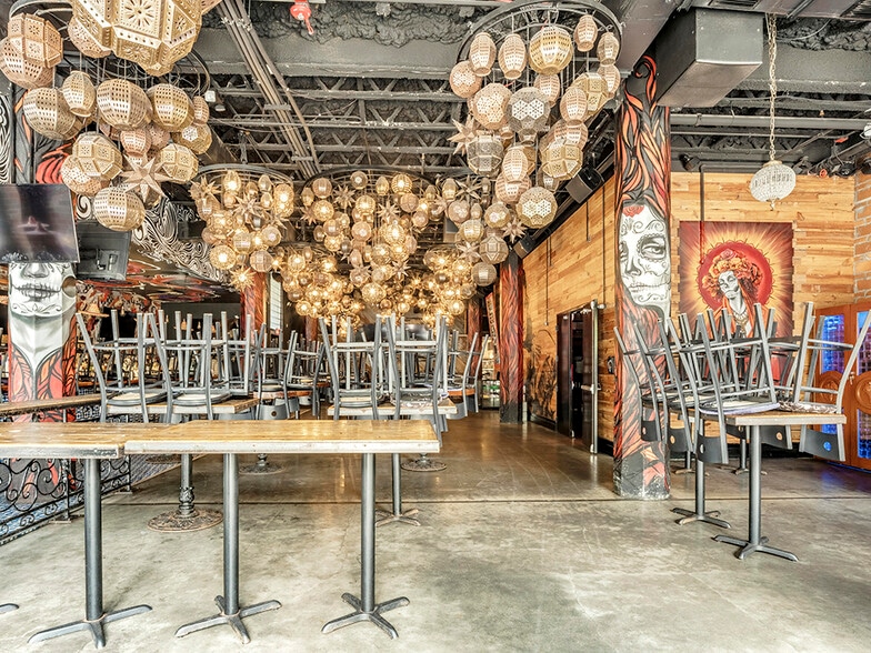 More Photos Of 114 S Olive Ave, West Palm Beach Restaurant For Sale