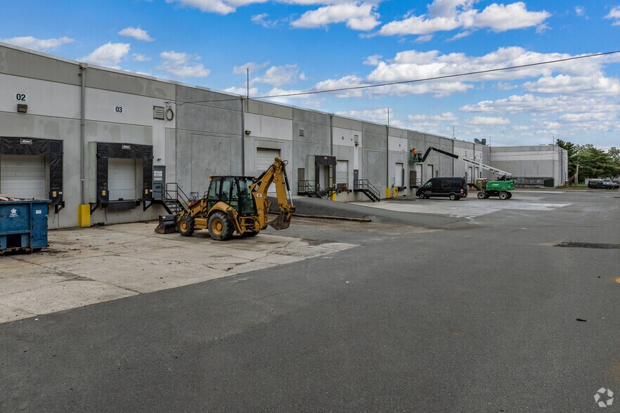 More Photos Of 17 Edgeboro Rd, East Brunswick Manufacturing For Lease