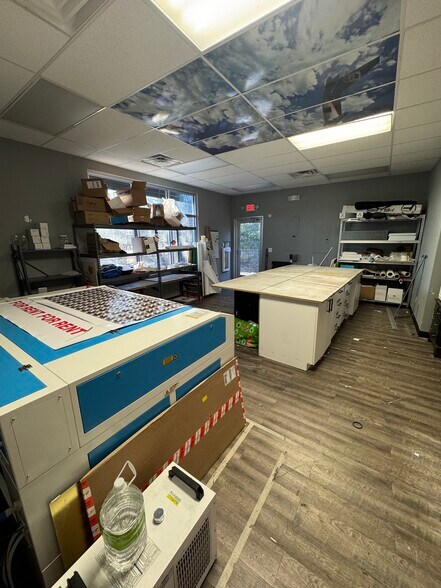 More Photos Of 571 Cross Keys Rd, Sicklerville Medical For Lease