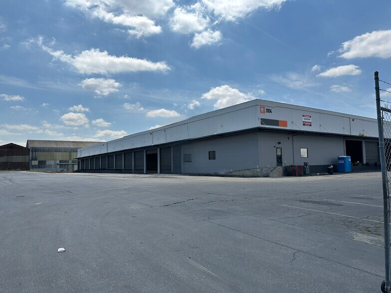 Primary Photo Of 2034-2040 E 27th St, Vernon Warehouse For Lease