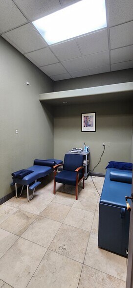 More Photos Of 2050 Mariner Dr, Las Vegas Medical For Sale