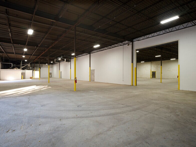 More Photos Of 3645 Oakcliff Rd, Doraville Warehouse For Sale