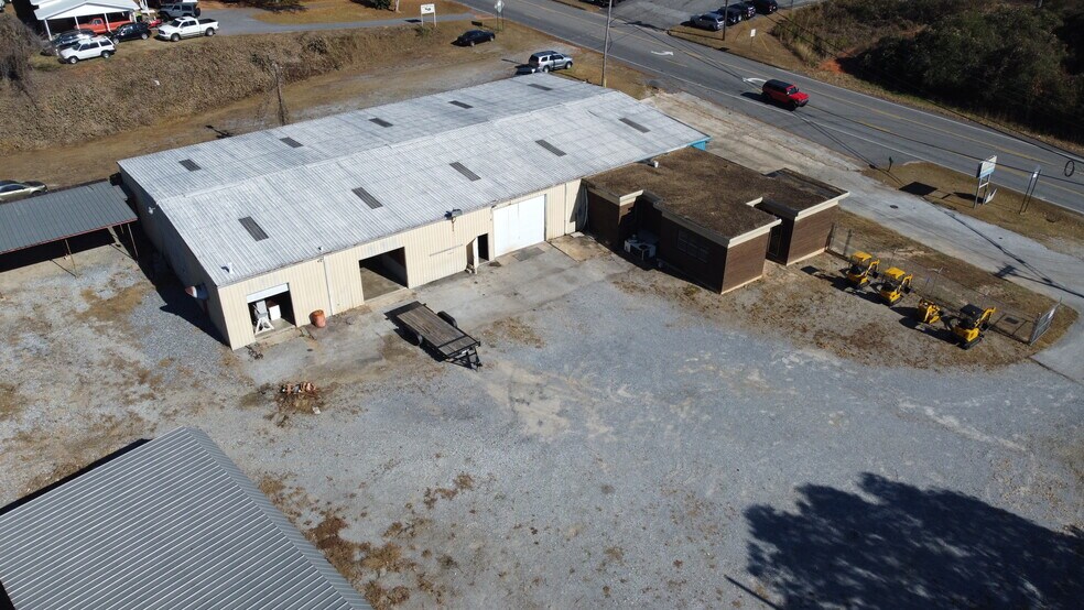 More Photos Of 2190 Cherokee Rd, Alexander City General Retail For Sale