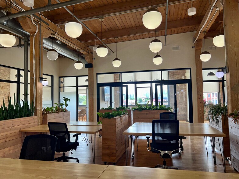 More Photos Of 1901 N Clybourn Ave, Chicago Loft Creative Space For Lease
