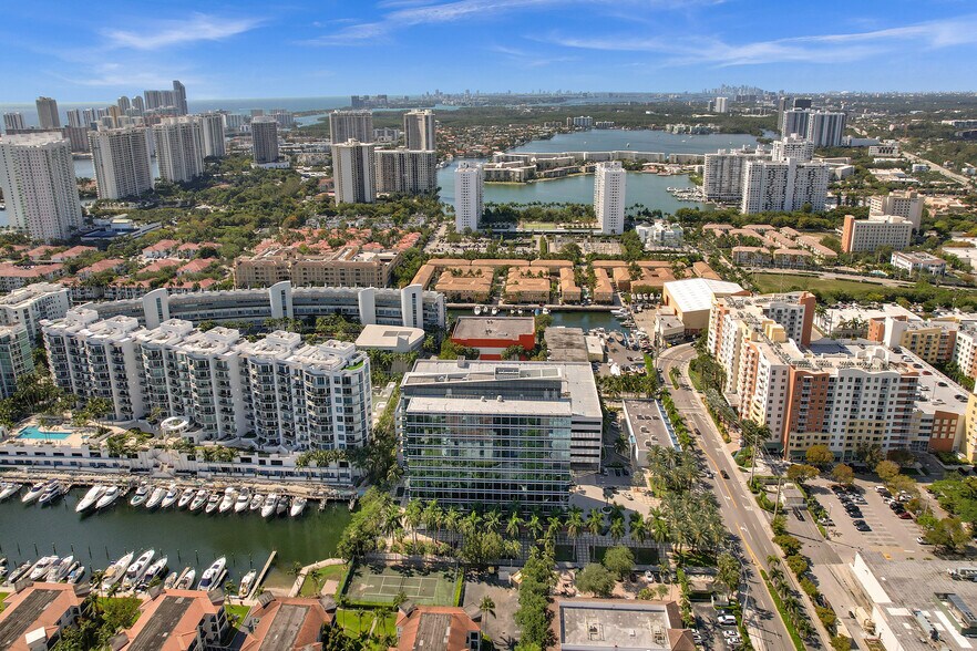 More Photos Of 18851 NE 29th Ave, Aventura Office For Lease