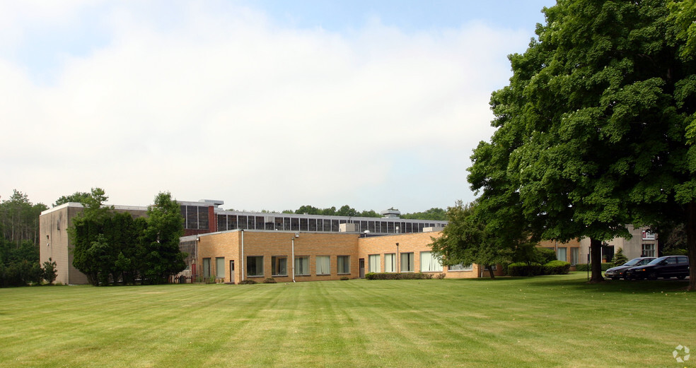 Primary Photo Of 220 Franklin Rd, Randolph Warehouse For Lease