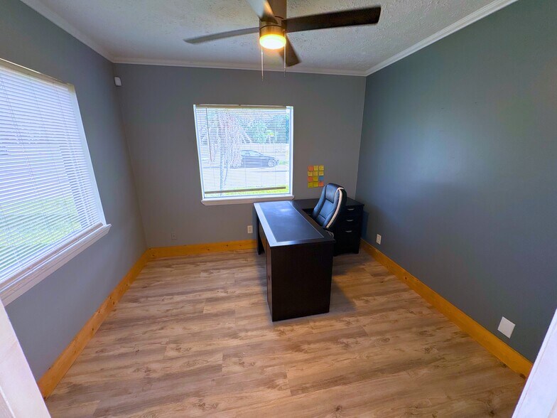 More Photos Of 4604 Old Goldenrod Rd, Orlando Auto Dealership For Sale